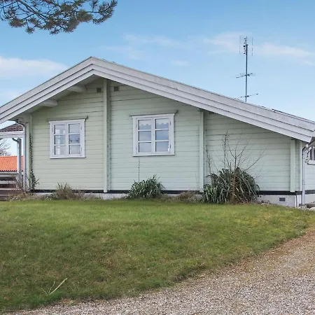 Hotel Leyli - 700m From The Sea In Se Jutland By Interhome